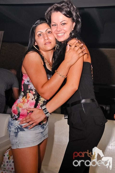 Petrecere de zile mari în Life Club, 