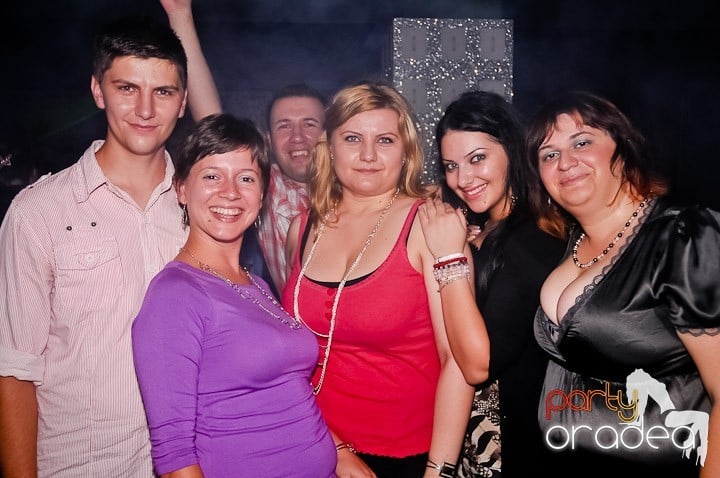 Petrecere de zile mari în Life Club, 