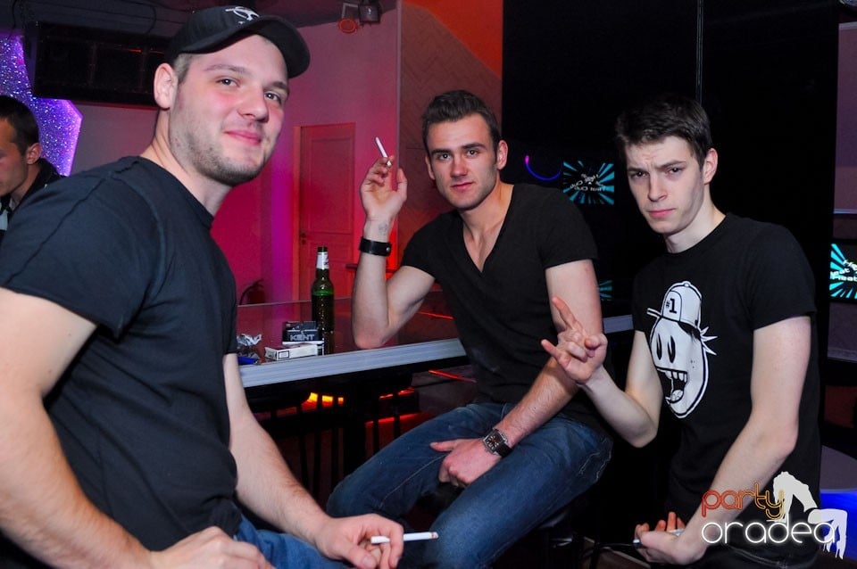 Petrecere de Ziua Bărbatului în Heat Club,