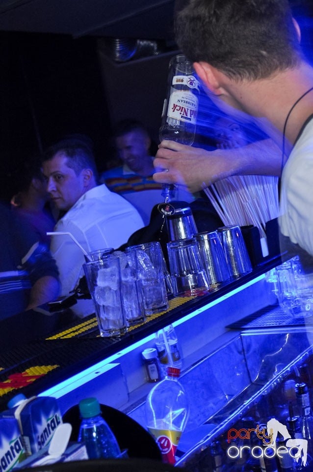 Petrecere de Ziua Bărbatului în Heat Club,