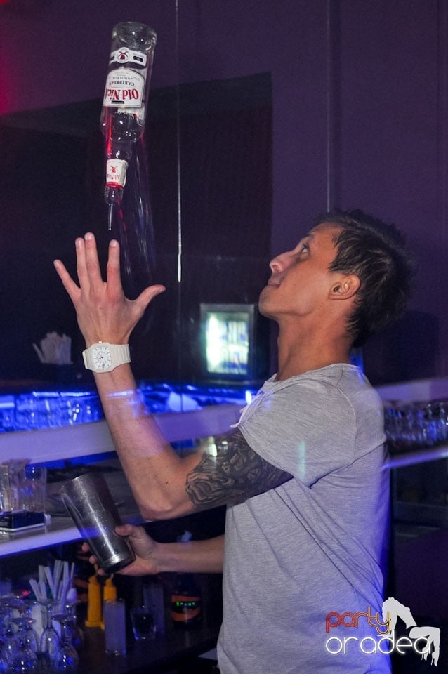 Petrecere de Ziua Bărbatului în Heat Club,
