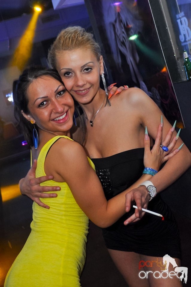 Petrecere de Ziua Bărbatului în Heat Club,