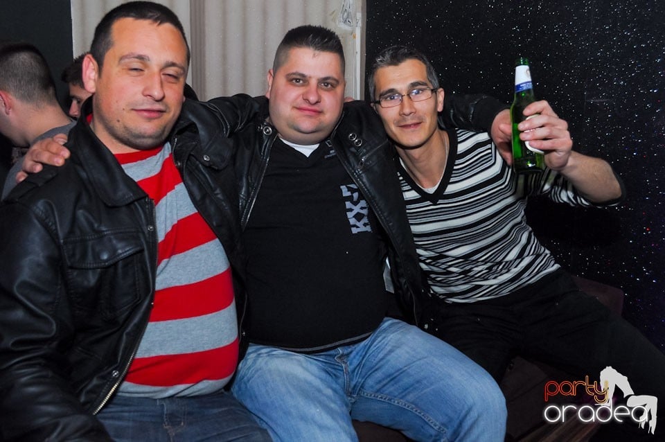 Petrecere de Ziua Bărbatului în Heat Club,