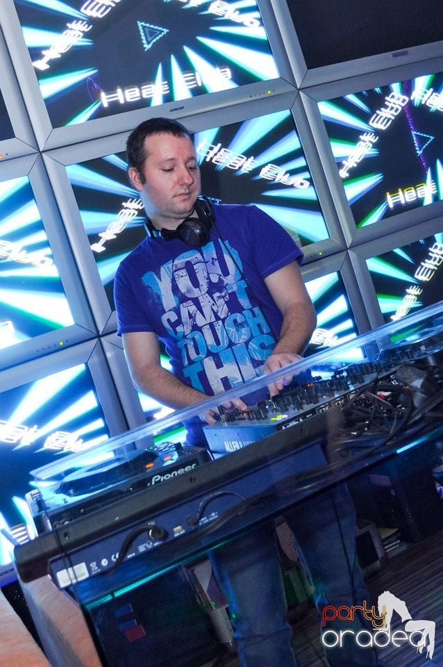 Petrecere de Ziua Bărbatului în Heat Club,