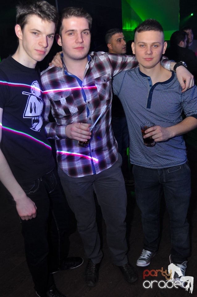 Petrecere de Ziua Bărbatului în Heat Club,