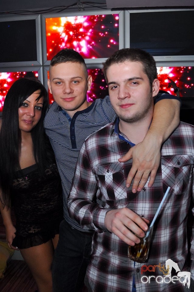 Petrecere de Ziua Bărbatului în Heat Club,