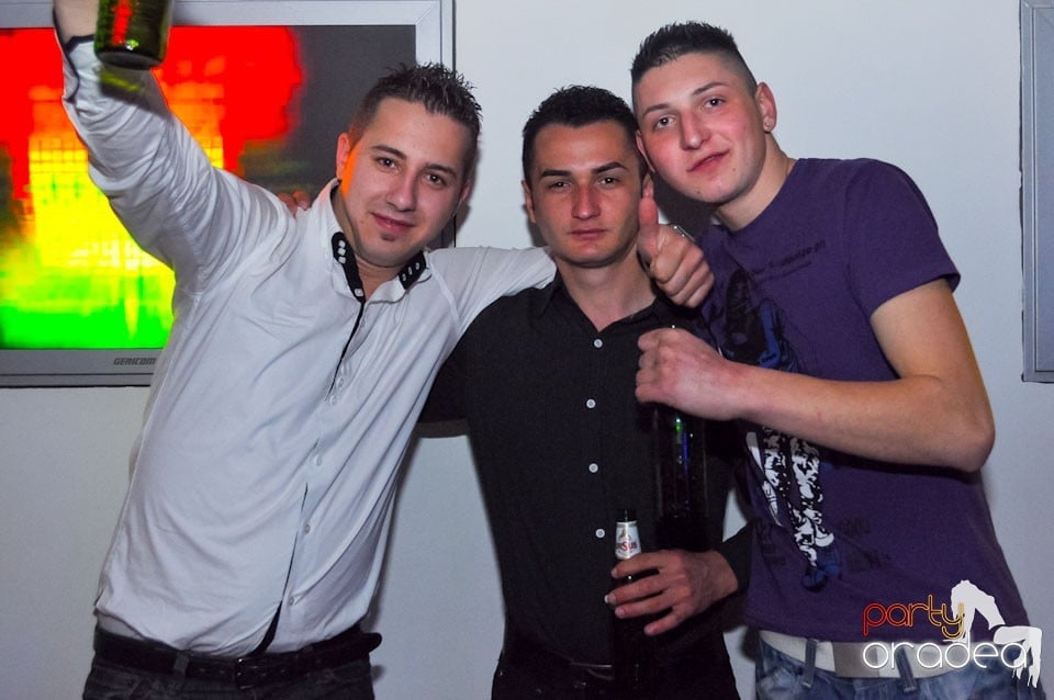 Petrecere de Ziua Bărbatului în Heat Club,
