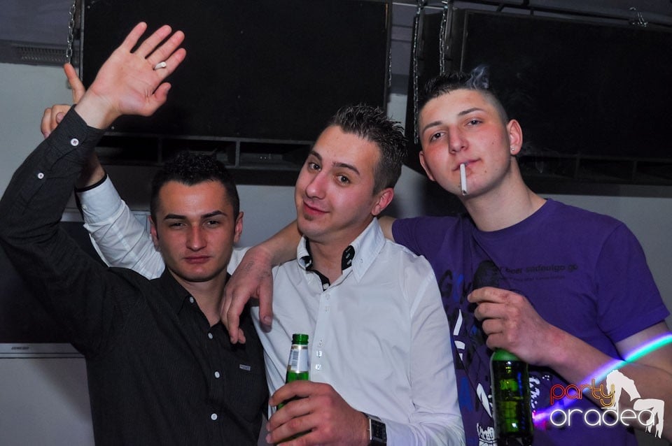 Petrecere de Ziua Bărbatului în Heat Club,