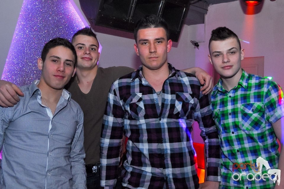 Petrecere de Ziua Bărbatului în Heat Club,