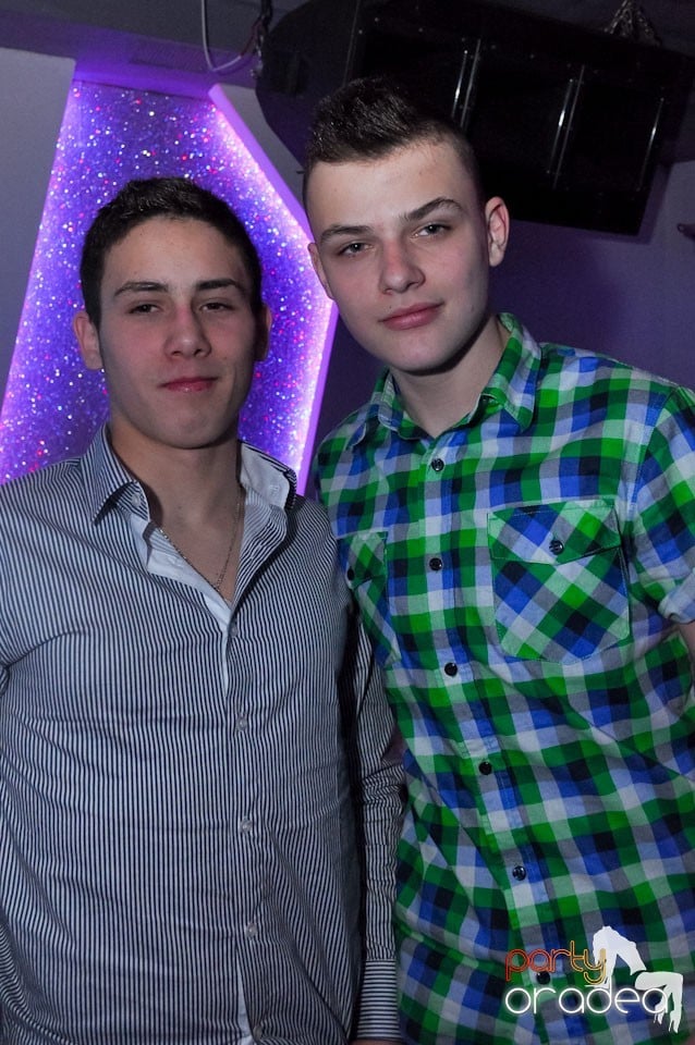 Petrecere de Ziua Bărbatului în Heat Club,