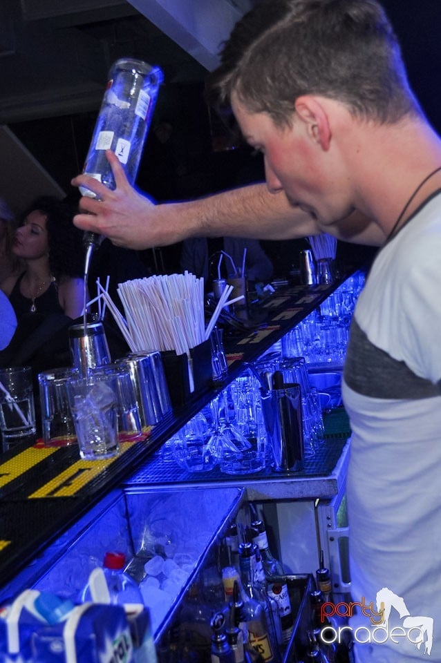 Petrecere de Ziua Bărbatului în Heat Club,