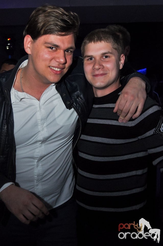 Petrecere de Ziua Bărbatului în Heat Club,