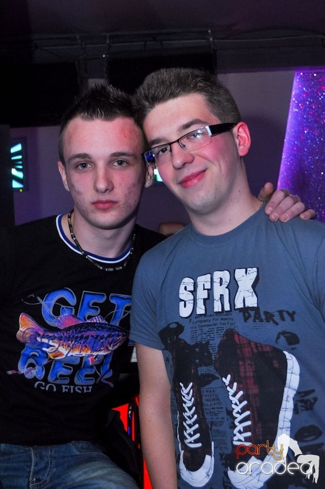 Petrecere de Ziua Bărbatului în Heat Club,