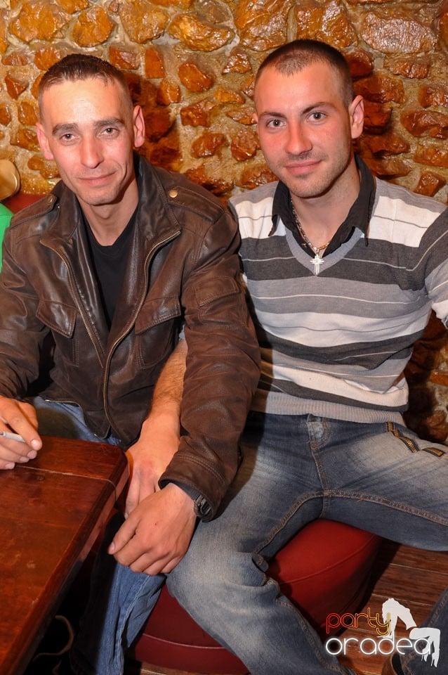 Petrecere în centrul oraşului,