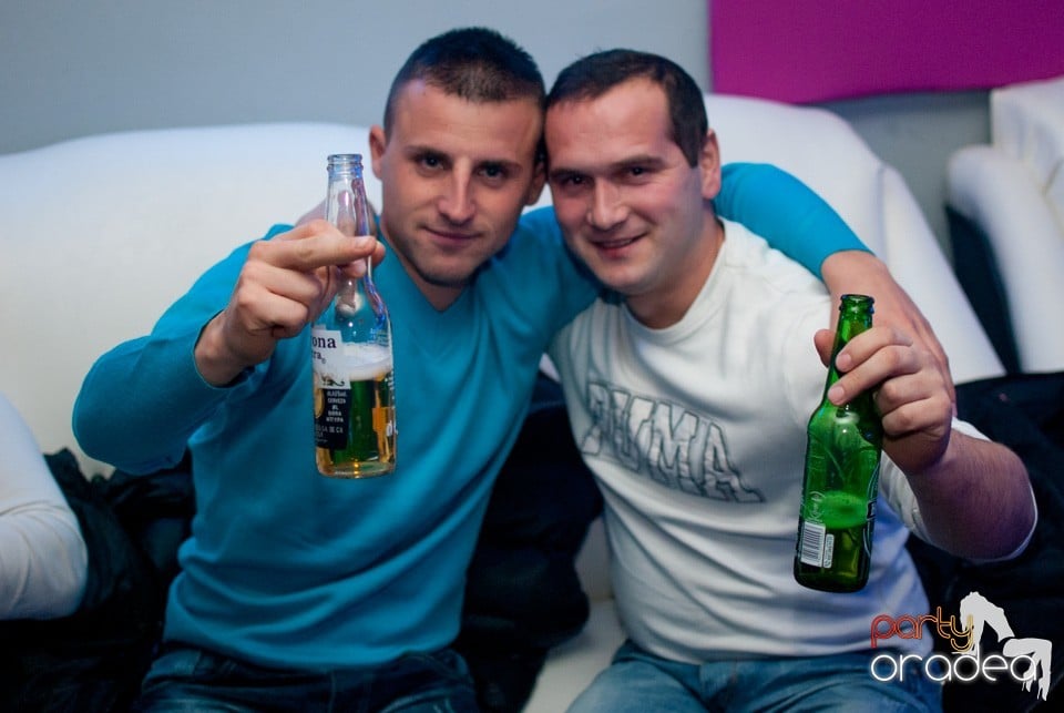 Petrecere în Club Diamonds,