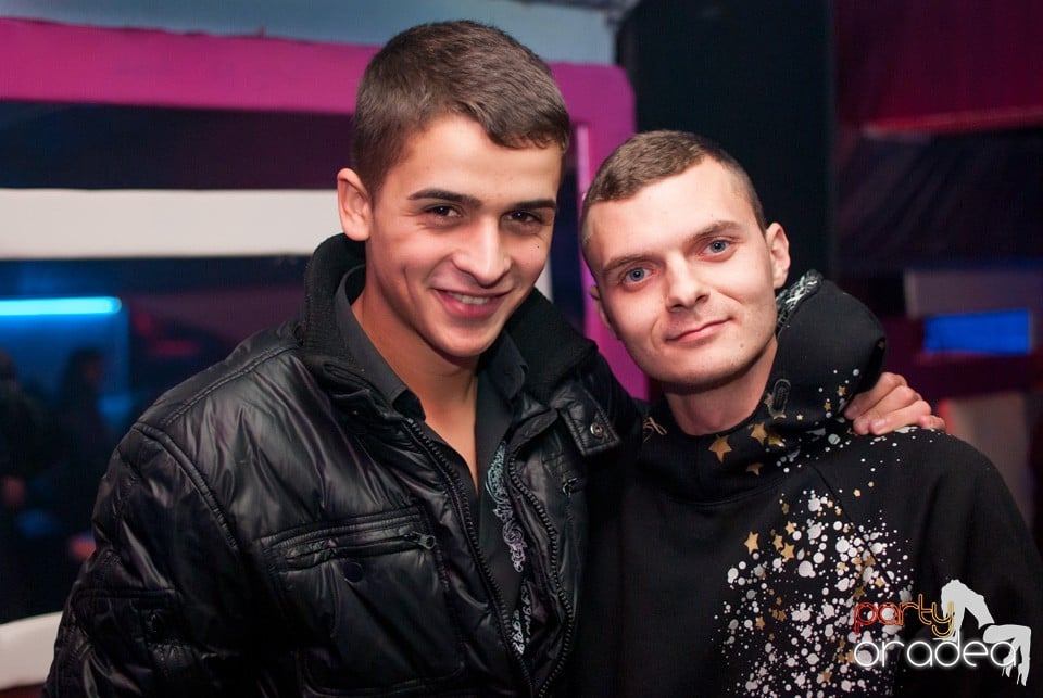 Petrecere în Club Diamonds,