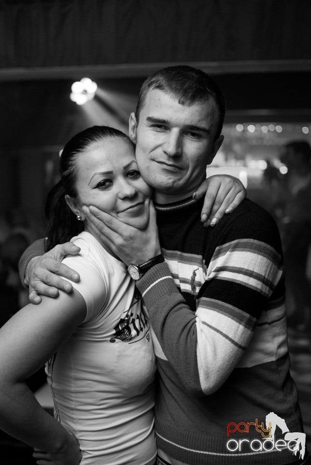 Petrecere în Club Diamonds,