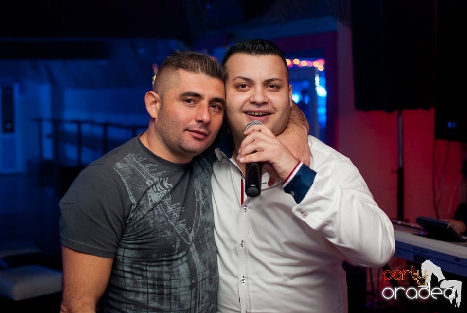 Petrecere în Club Diamonds,