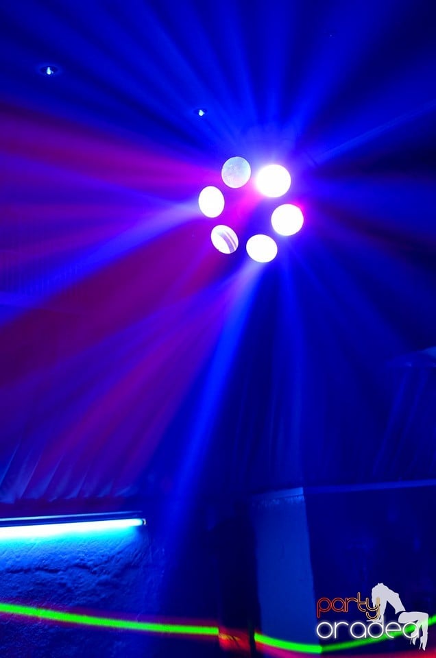 Petrecere în Club Diamonds, 