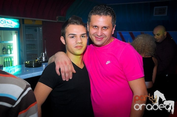 Petrecere în Club Dives, 