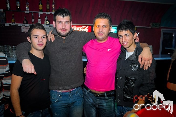 Petrecere în Club Dives, 