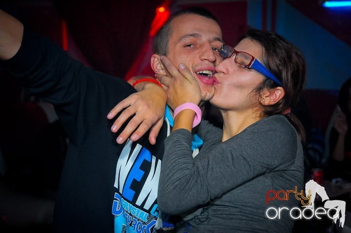 Petrecere în Club Dives, 