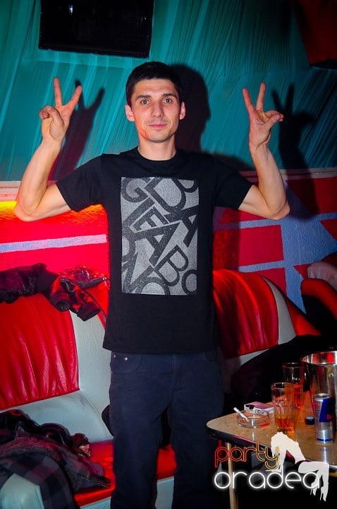 Petrecere în Club Dives, 