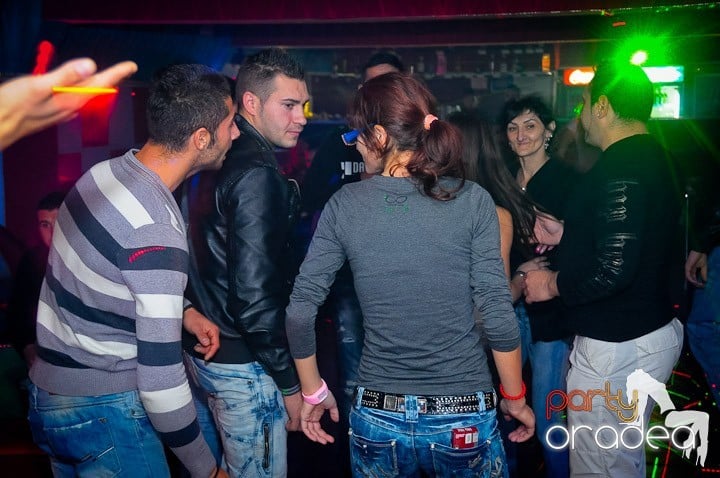 Petrecere în Club Dives, 