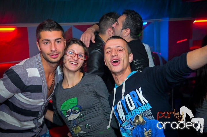 Petrecere în Club Dives, 