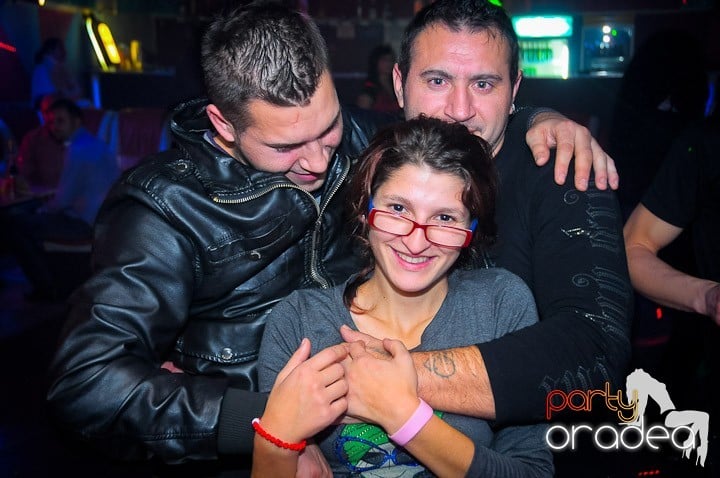 Petrecere în Club Dives, 