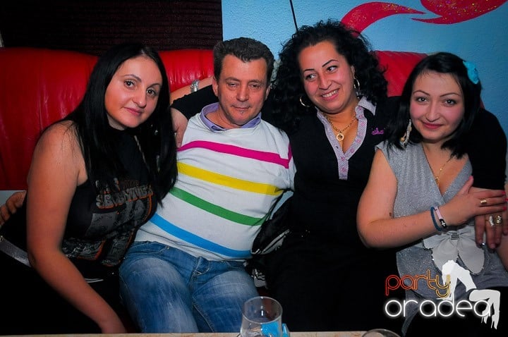 Petrecere în Club Dives, 