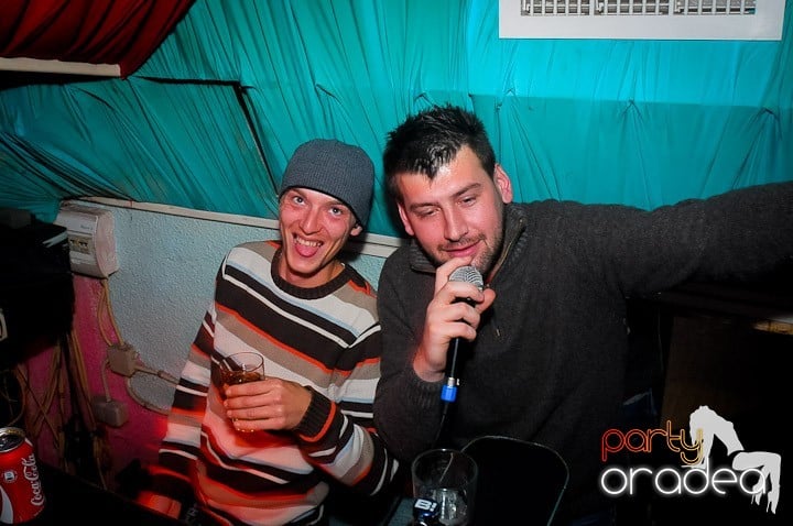 Petrecere în Club Dives, 