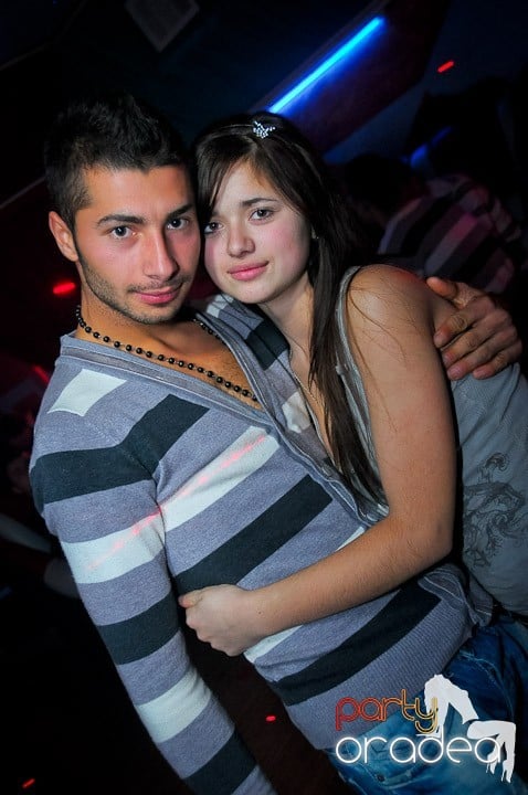 Petrecere în Club Dives, 