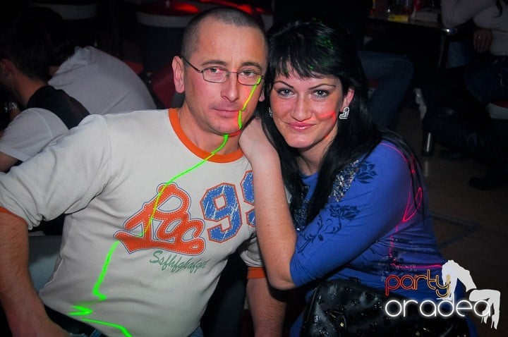 Petrecere în Club Dives, 