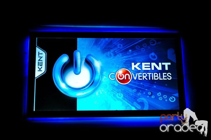 Petrecere în Club Escape, 