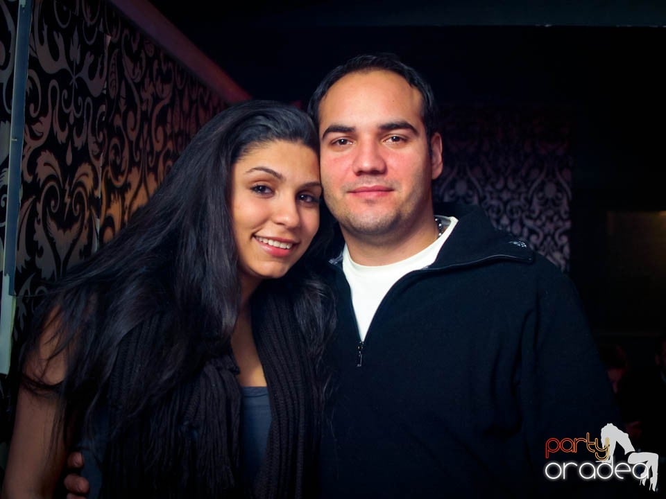 Petrecere în Club Life, 