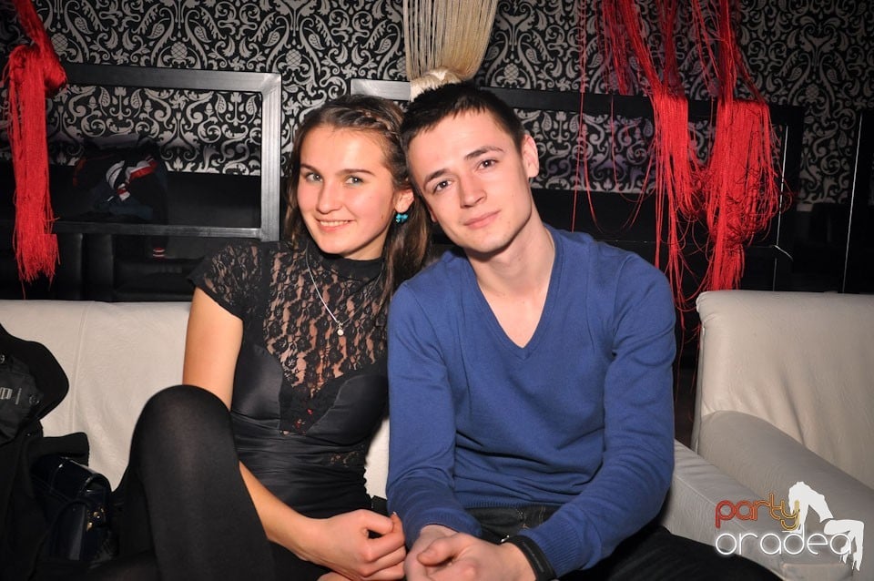 Petrecere în Club Life, 