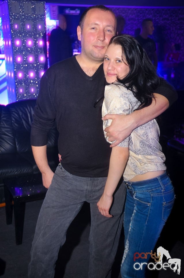 Petrecere în Club Life, 