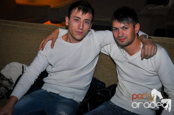 Petrecere în Life Club, 