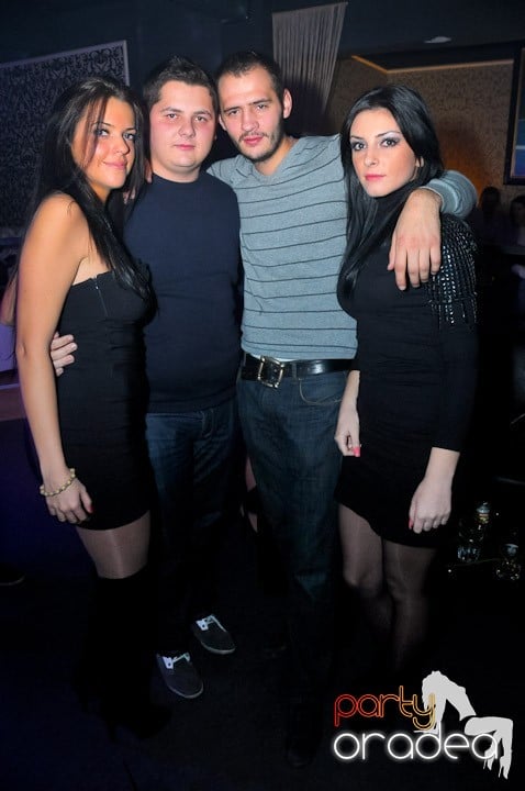 Petrecere în Life Club, 