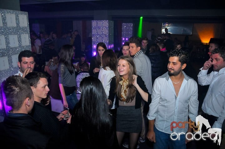 Petrecere în Life Club, 