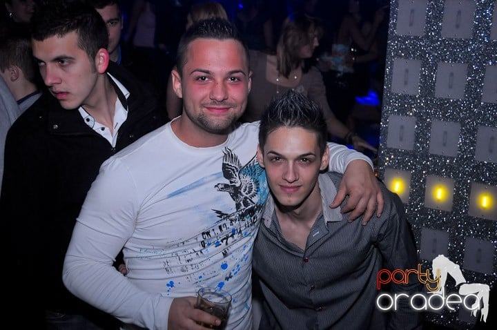 Petrecere în Life Club, 