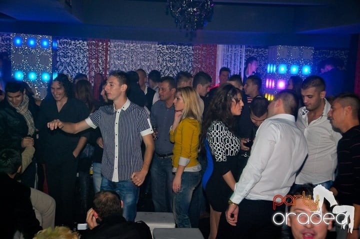 Petrecere în Life Club, 