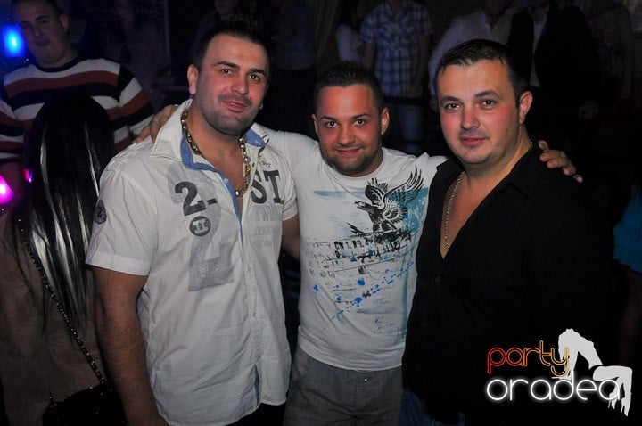 Petrecere în Life Club, 