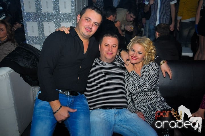 Petrecere în Life Club, 