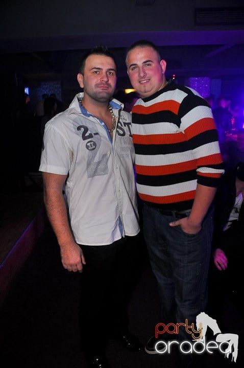 Petrecere în Life Club, 