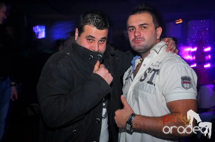 Petrecere în Life Club, 