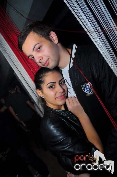 Petrecere în Life Club, 