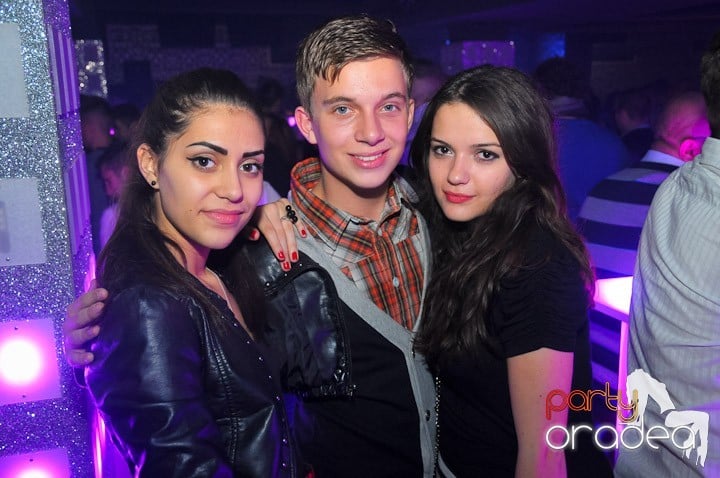 Petrecere în Life Club, 