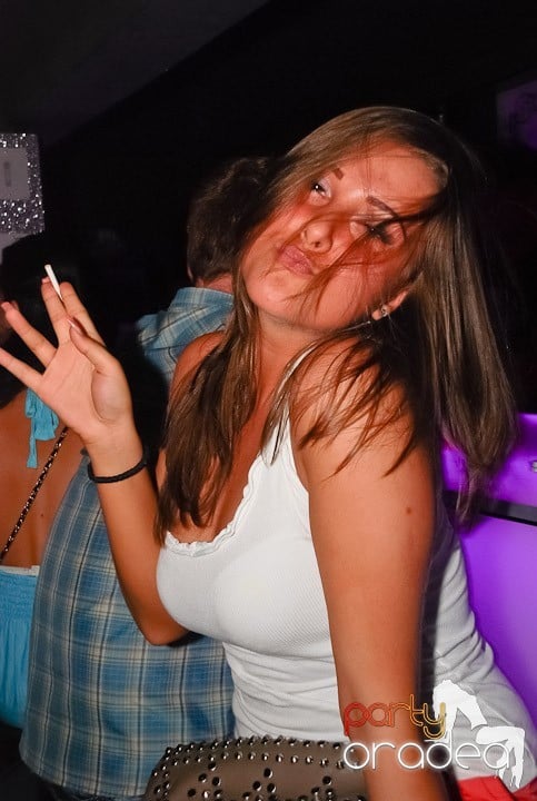 Petrecere în Life Club, 